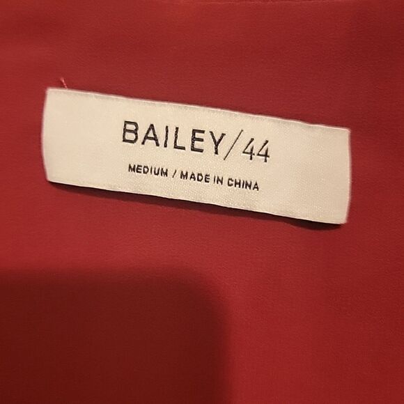 Bailey 44 rust color wrap blouse sz med - Picture 7 of 8